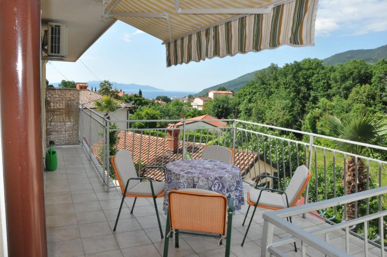 Apartments With A Parking Space Opric, Opatija - 7728 Lovran Bagian luar foto