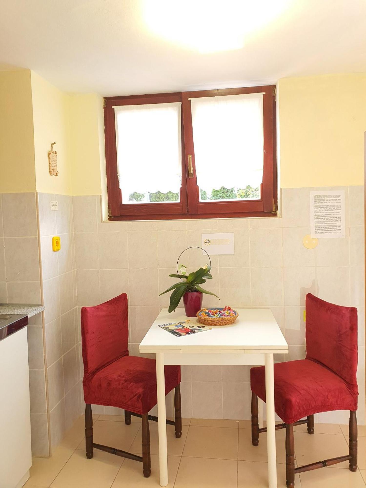 Apartments With A Parking Space Opric, Opatija - 7728 Lovran Bagian luar foto